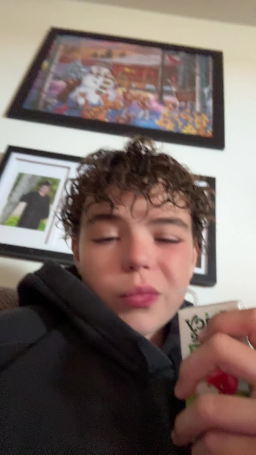 @skaterboiii