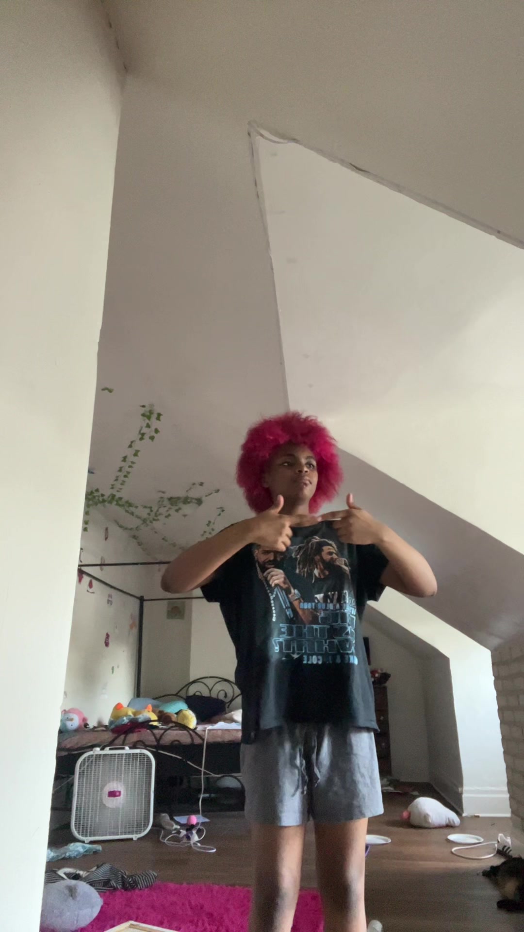 @zyrahasauraunlikeyou