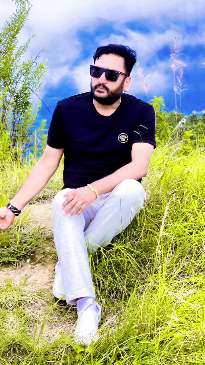 @डा. Mr. IdioPaThic