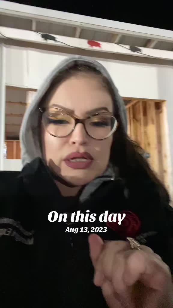 @Desirae Desnomie