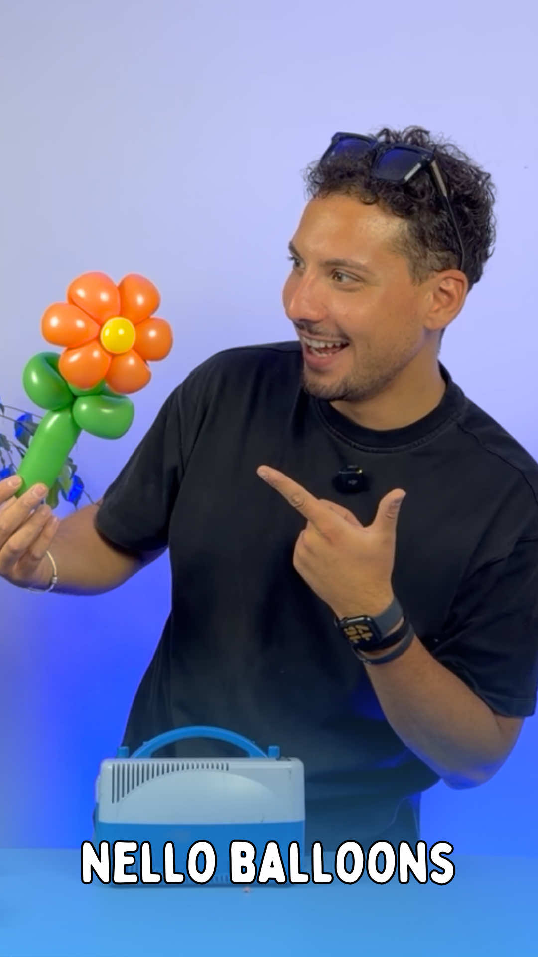 @Nello_Balloon Artist