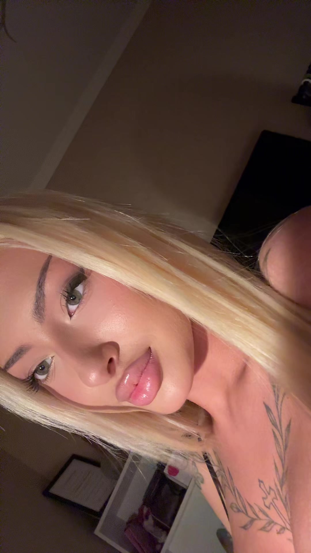 @milkerrykitty