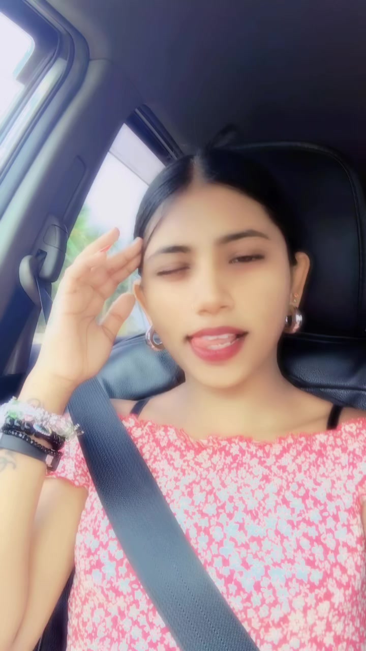 @🥹Payal🥹🥂