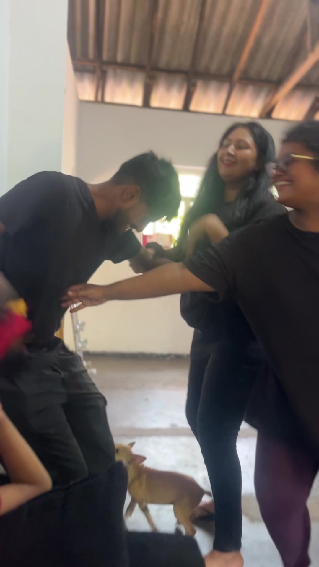 @අනූ • මෙලා