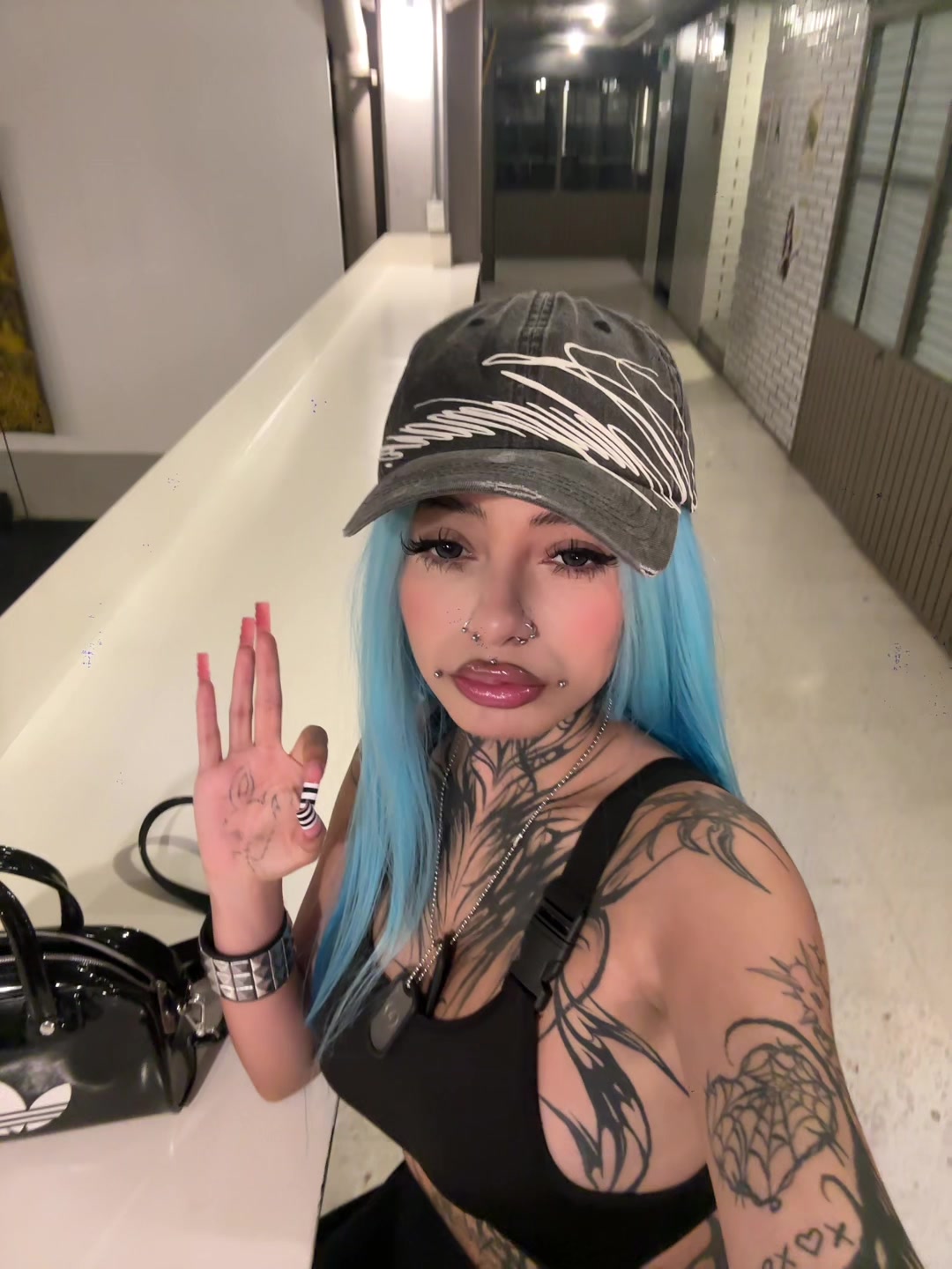 @xoxo_babeval