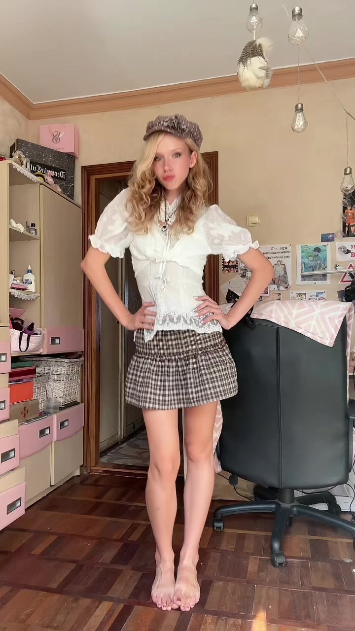 @настя шо 🕰️