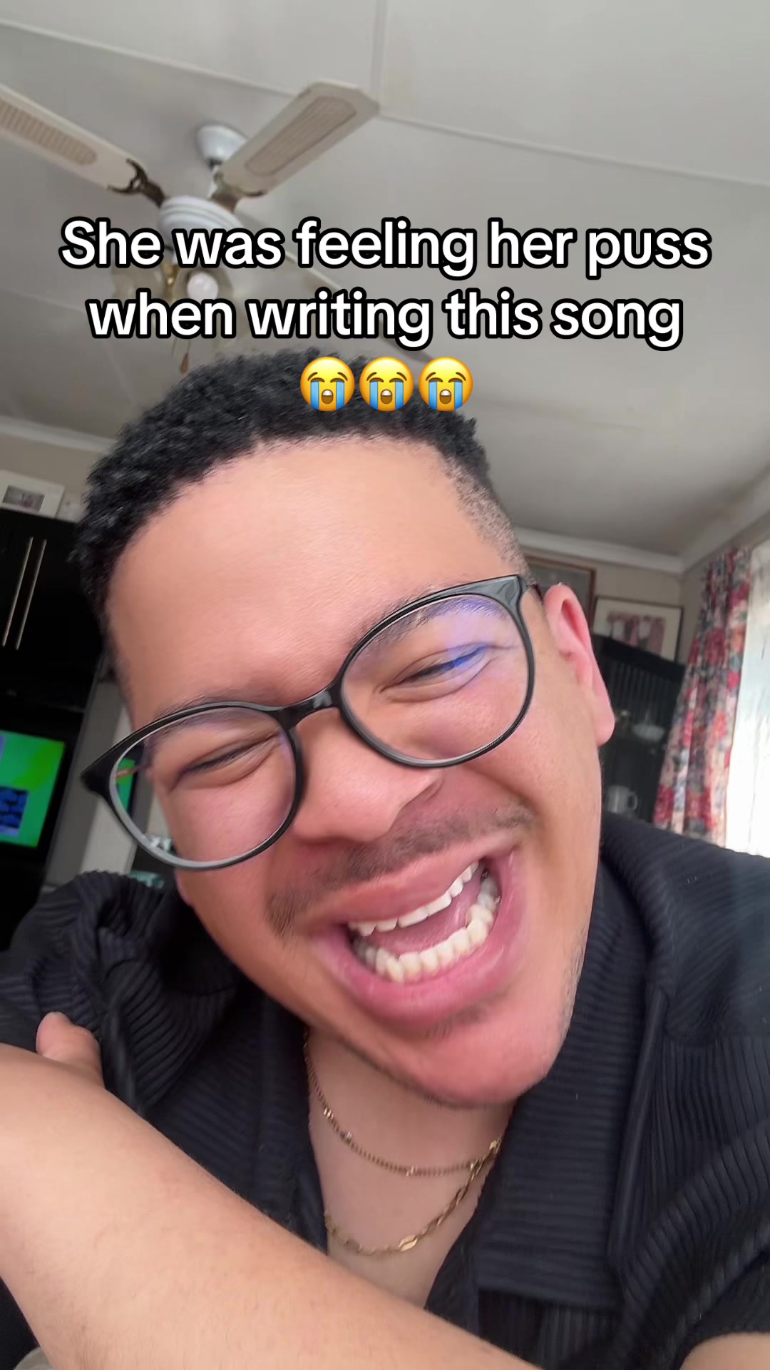 @uhhh.litchi