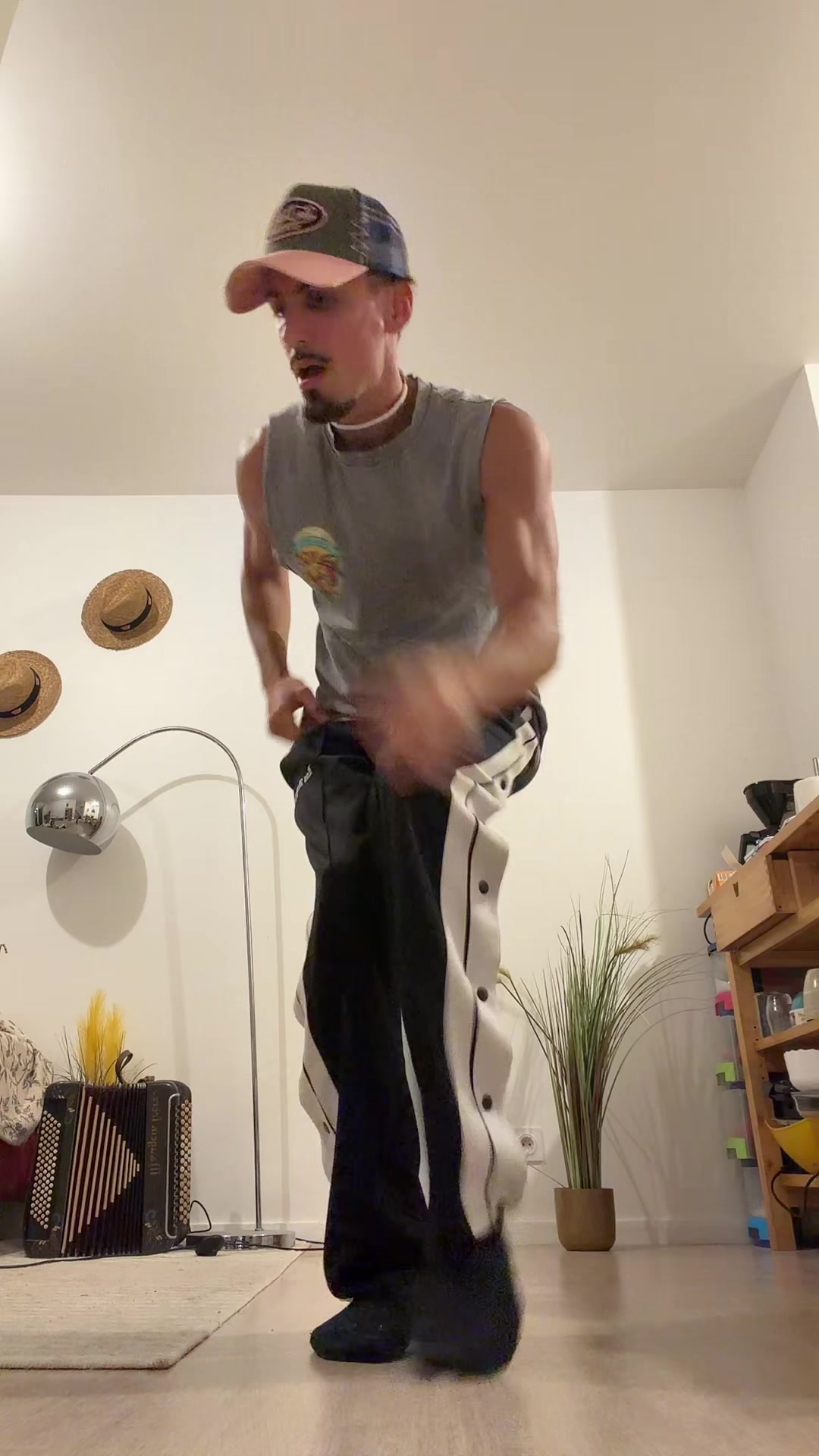@Manolo