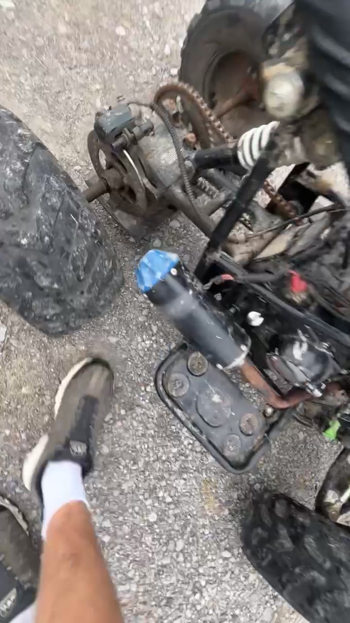 @Lil 125 four wheeler