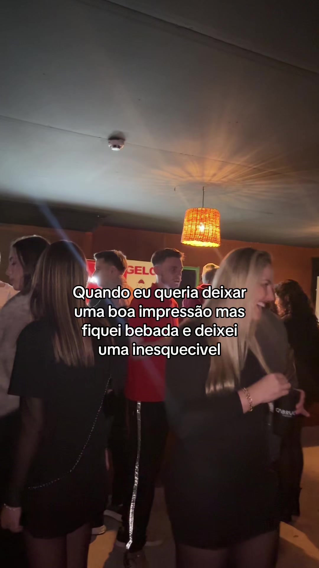 @Camilly Vitoria