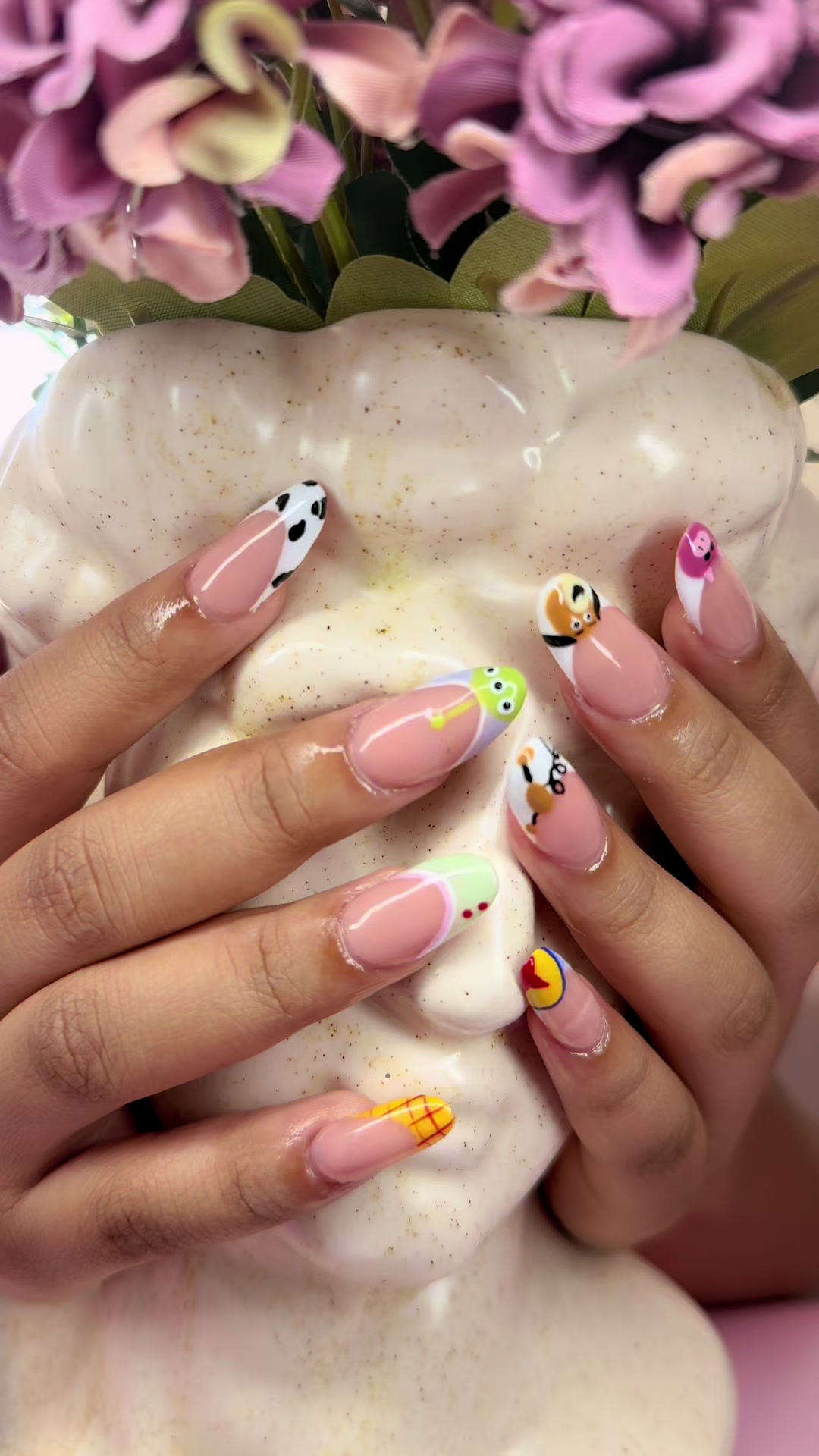 @Grey’s nails room