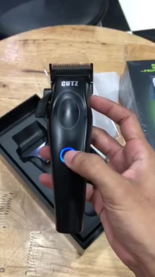@thecutzbarbersupply