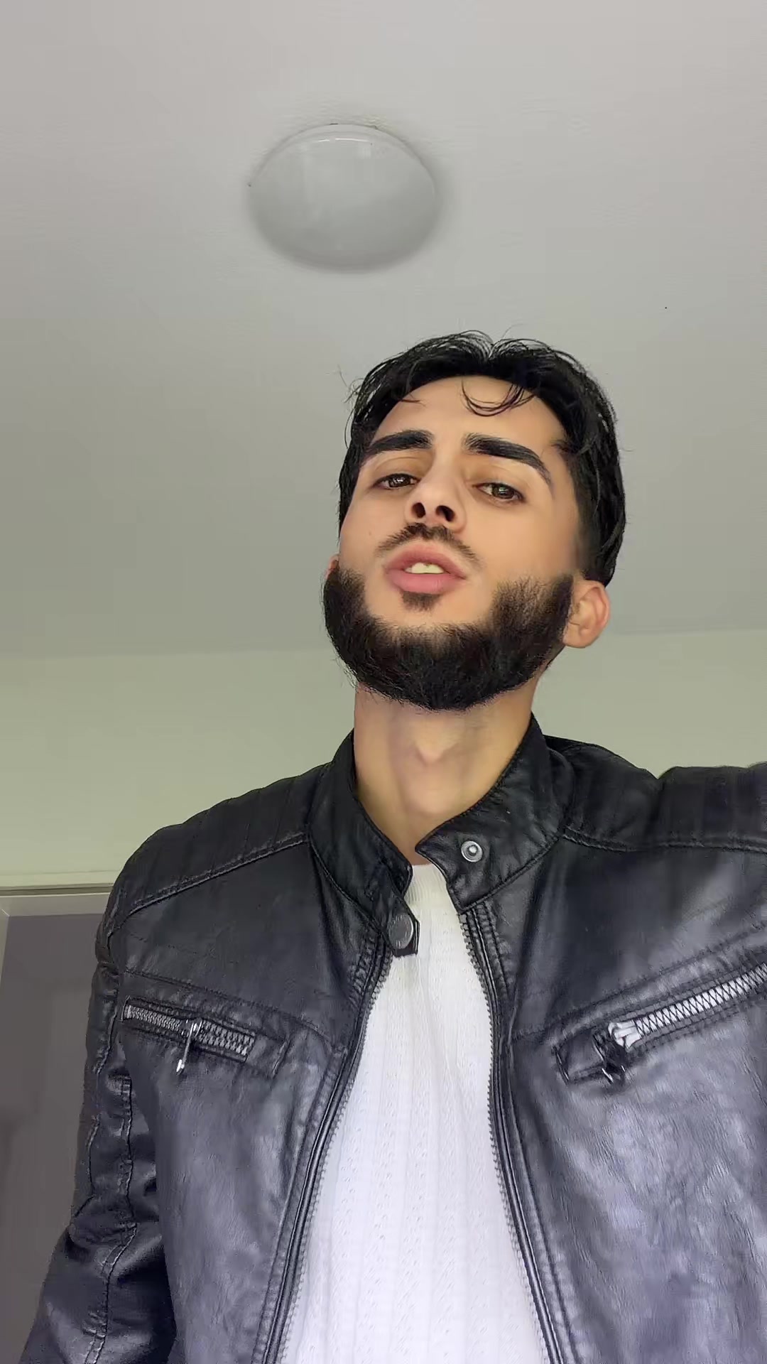@dugacki.lakirani