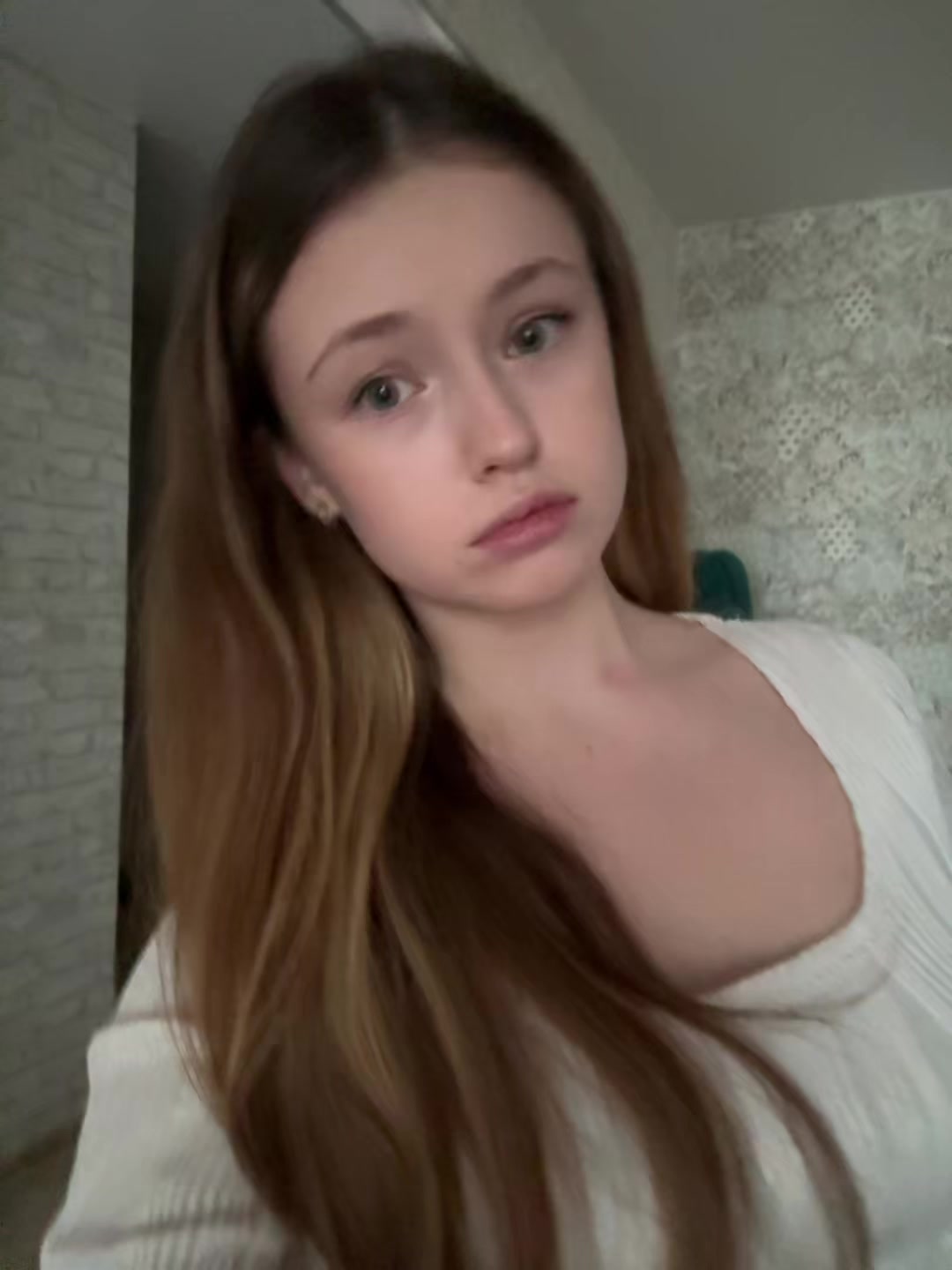@<3