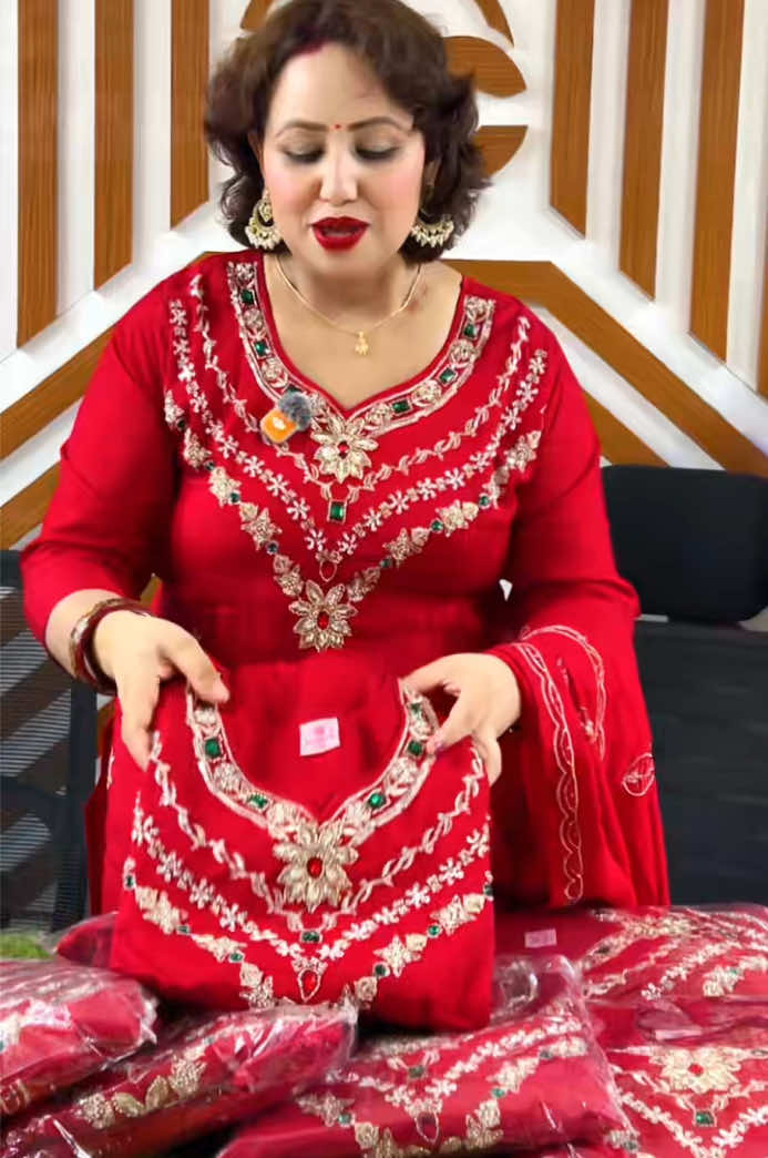 @Unique Collection,Jadibuti Ktm