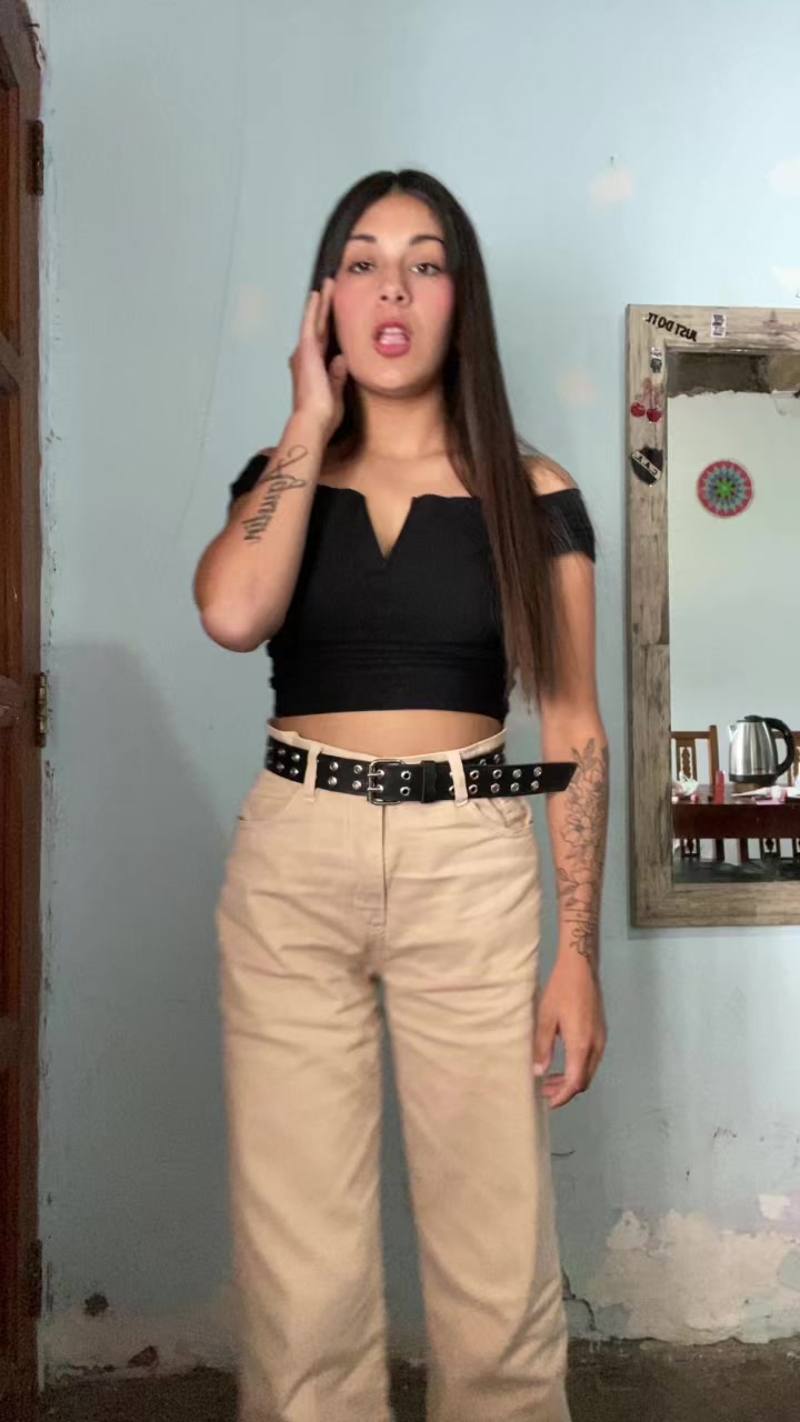 @𝑳𝒖𝒄𝒊𝒂 𝑴𝒂𝒄𝒂𝒓𝒆𝒏𝒂😘