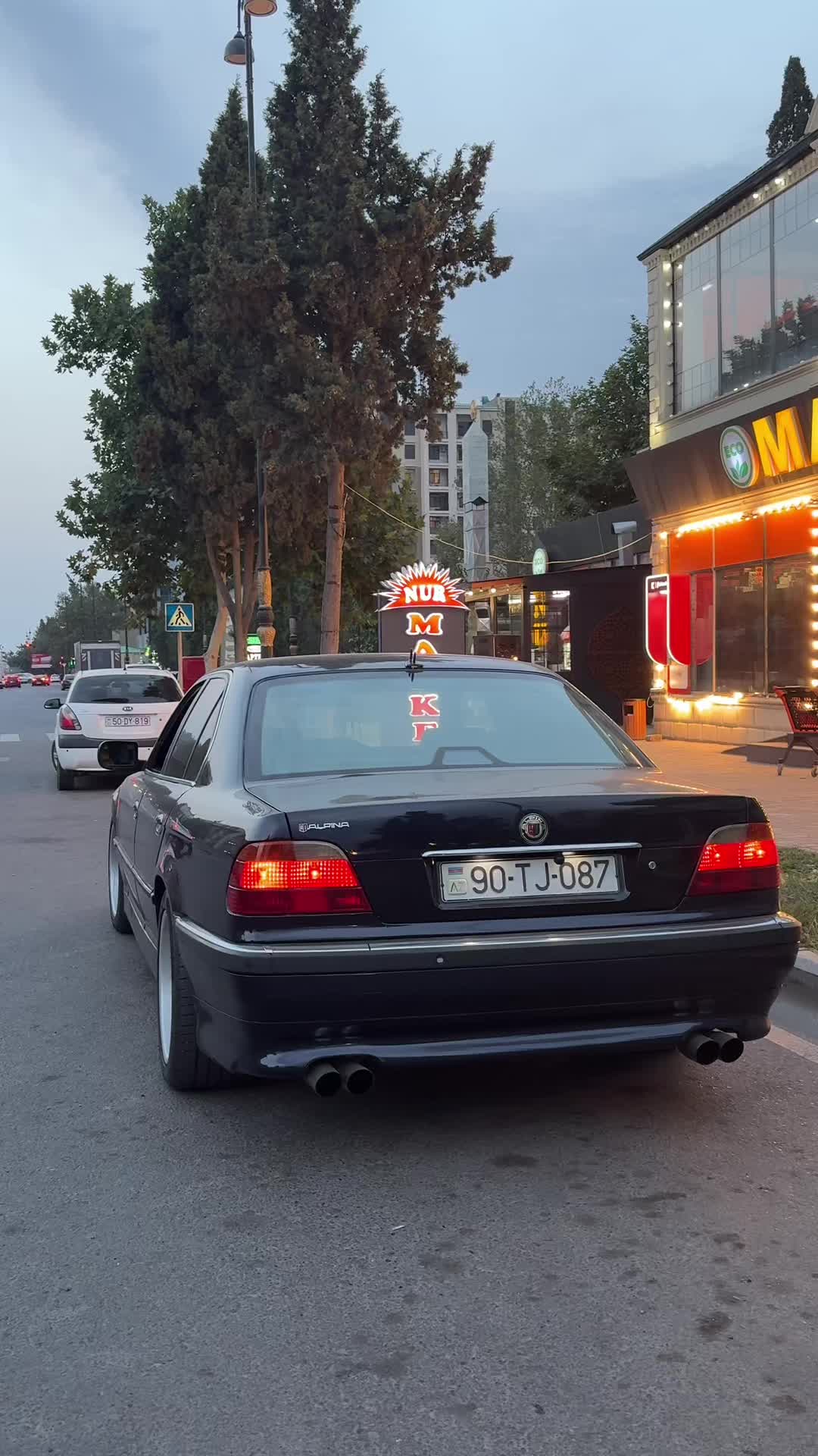 @huseyn_087