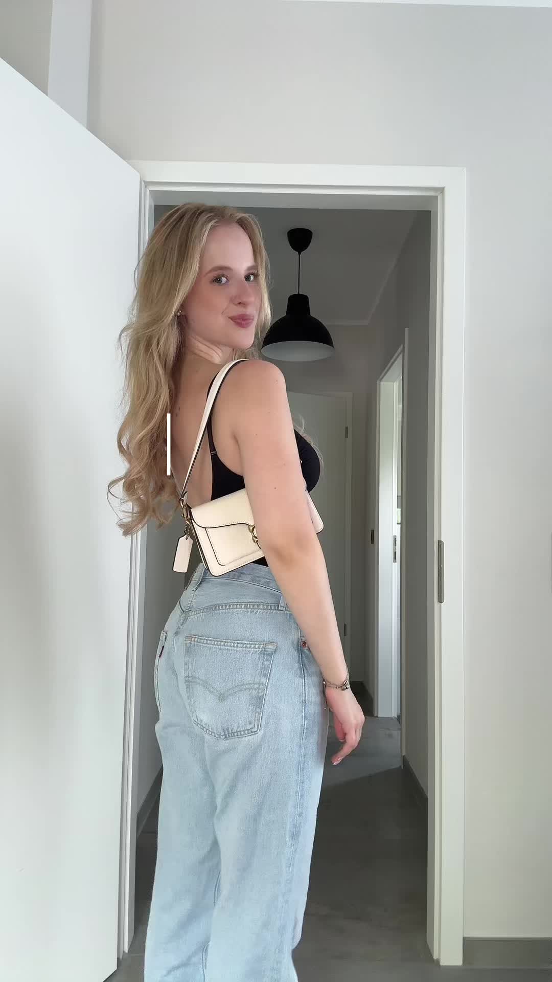 @Lara