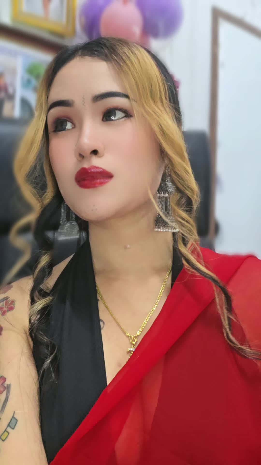 @👑🌸Blonsya रानी🌸👑