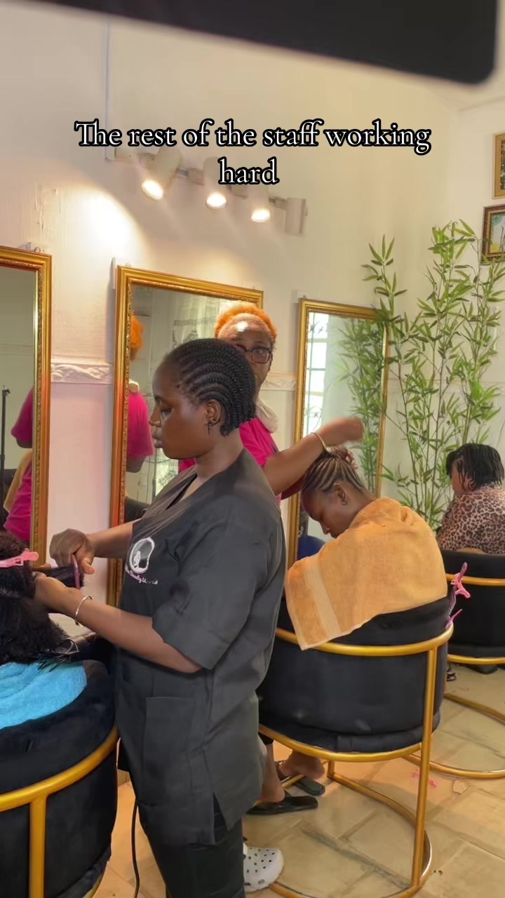 @Natural hair salon in Benin