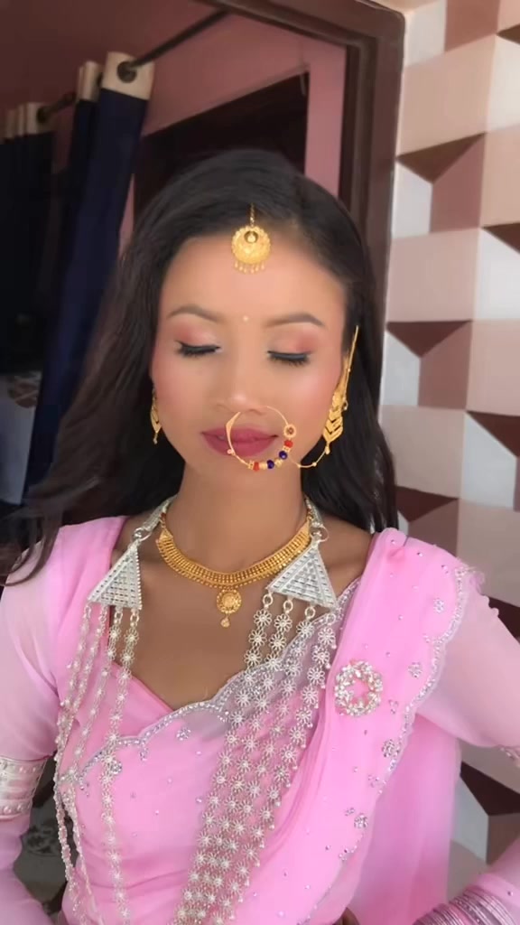 @मनिसा गुरुङ्ग