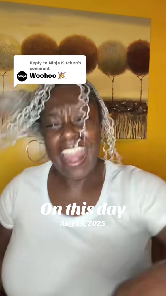 @melrotett