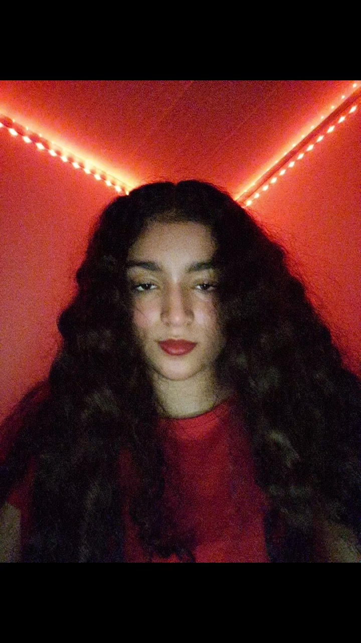 @aleja👩🏻🌾⚡️