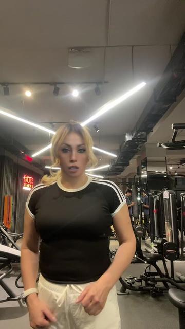 @Elya-🔱🔱🔱Tik Tok Star🔱🔱🔱