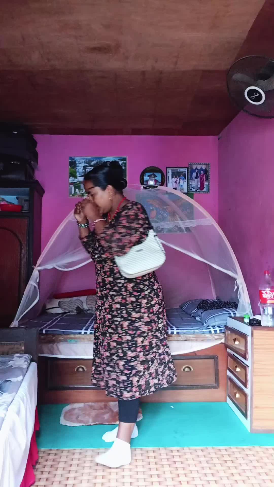 @मिना मगर 💖