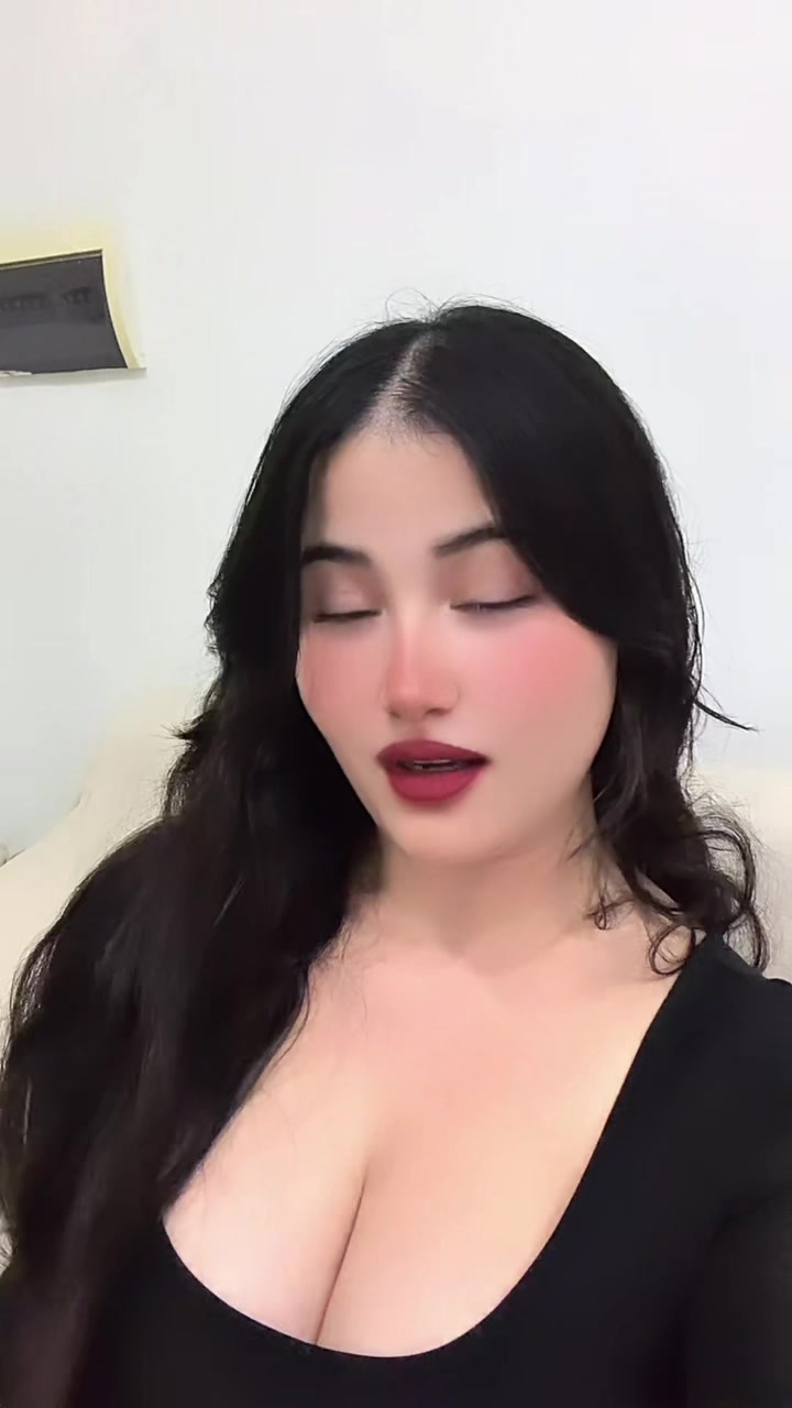 @khouloudsahnouni1