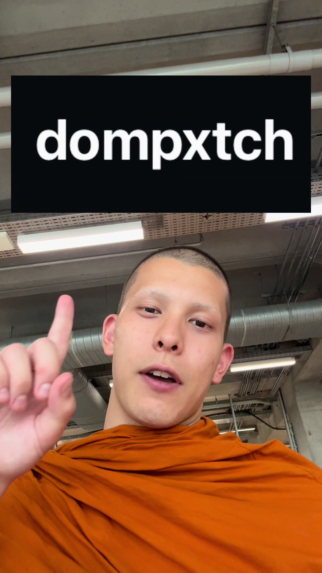@Dom Petchthamrongchai
