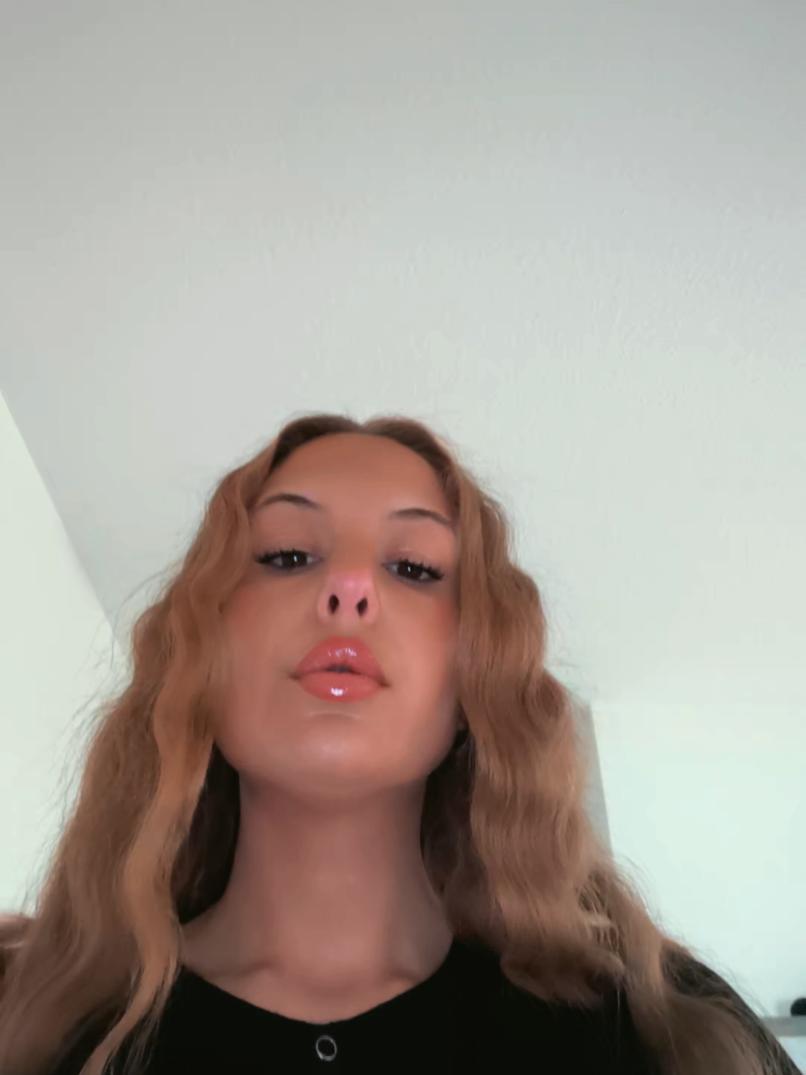 @Vivi ✨