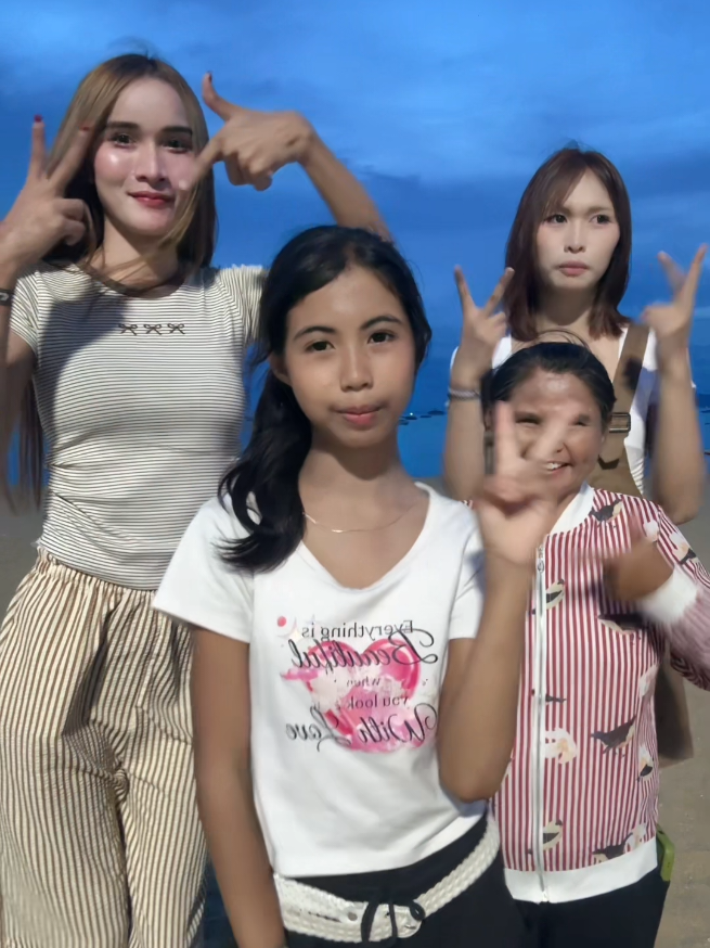 @น้องฟ้าใส💙