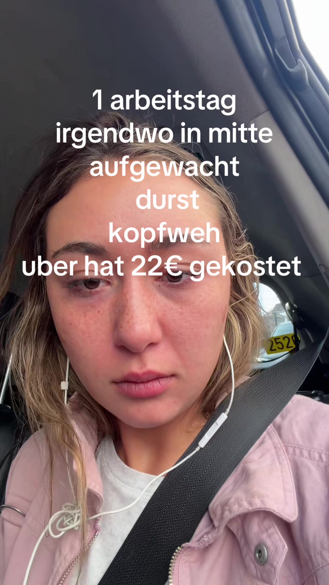 @🐰