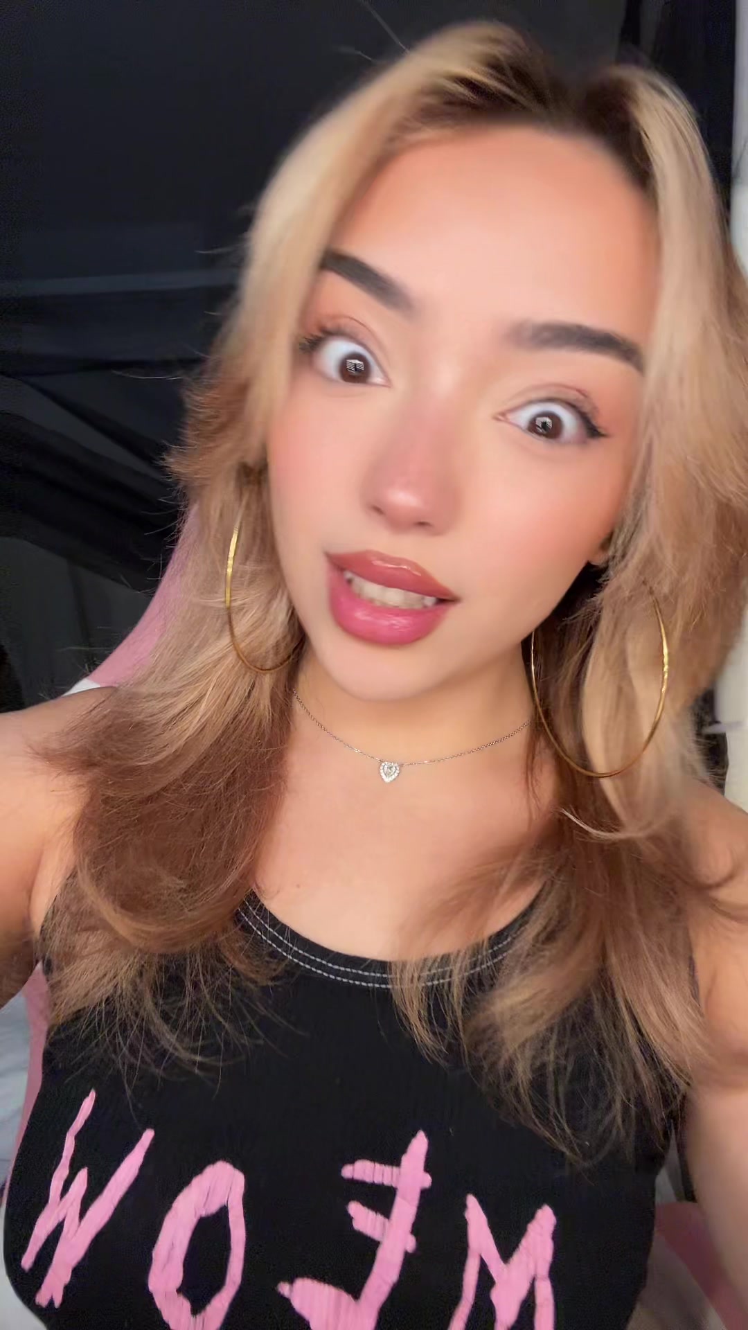 @️