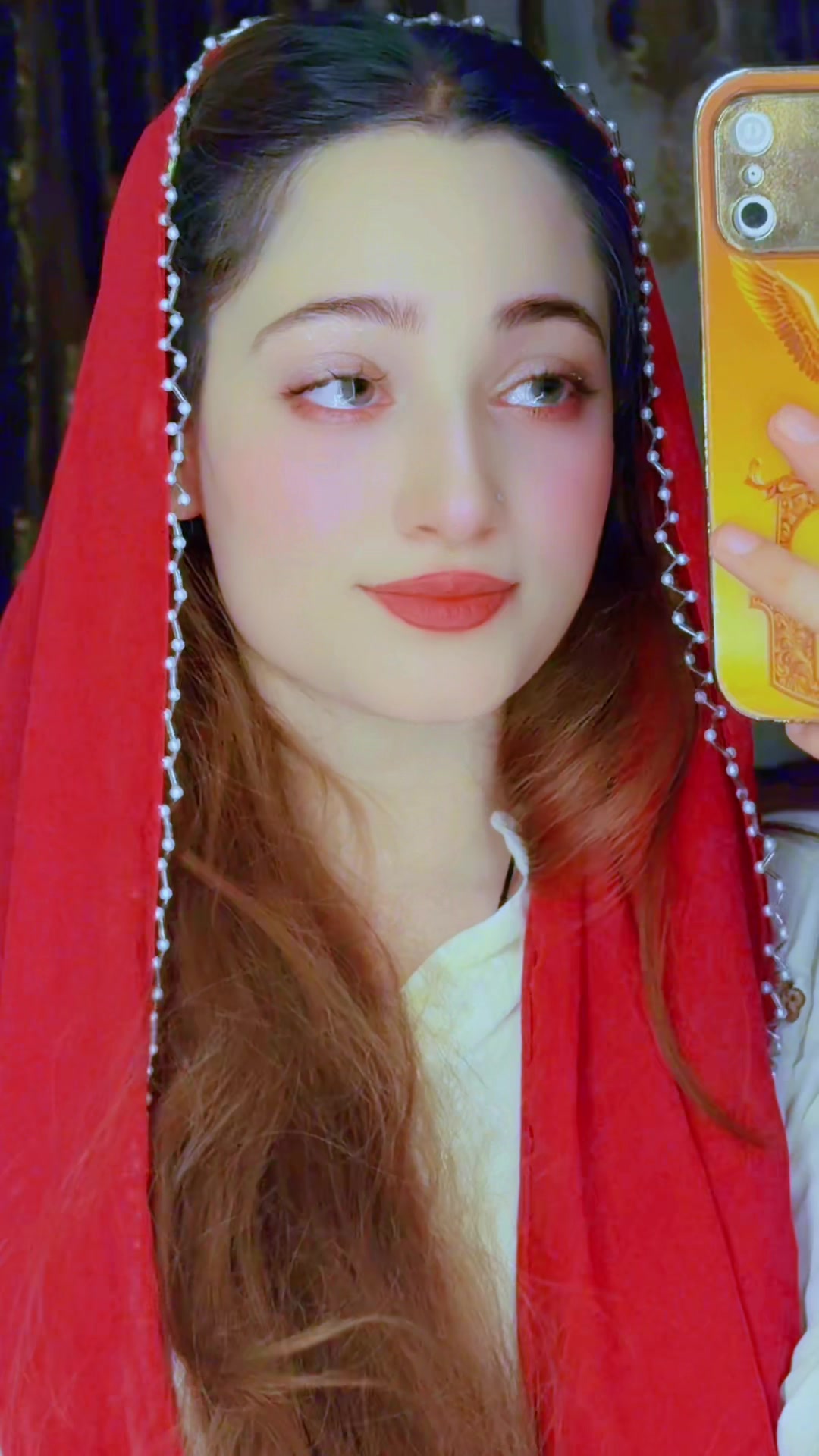 @🦋Ghezal Nazari4. 👑