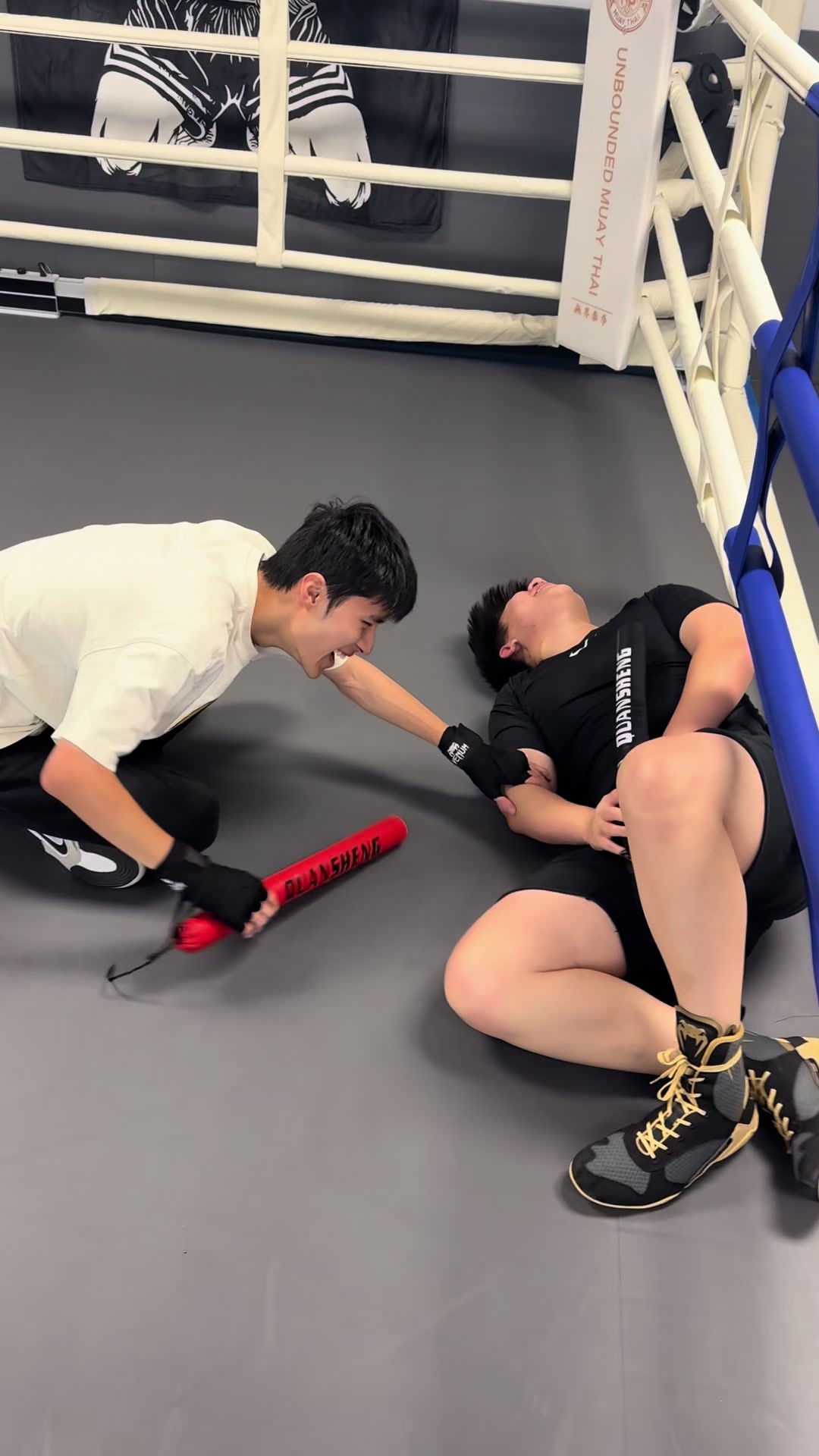 @拳击教练Edison