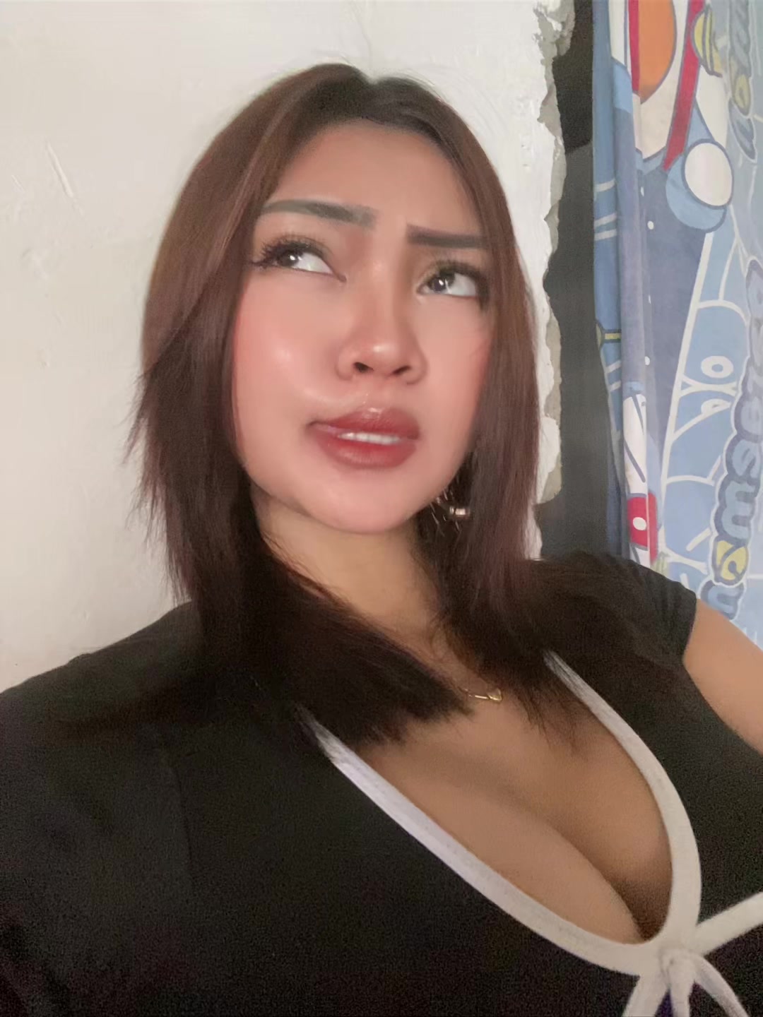 @Nikki