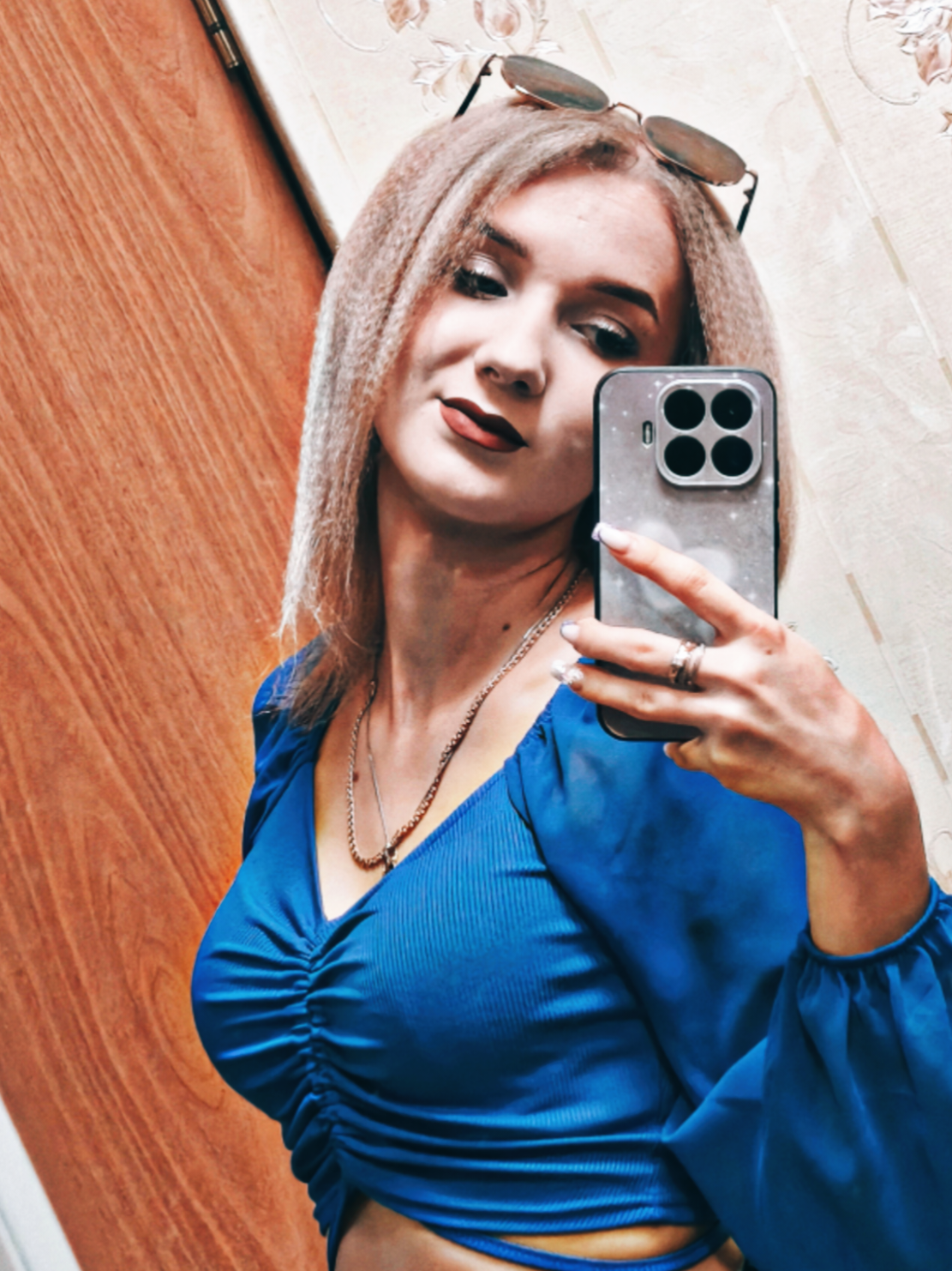 @Виктория