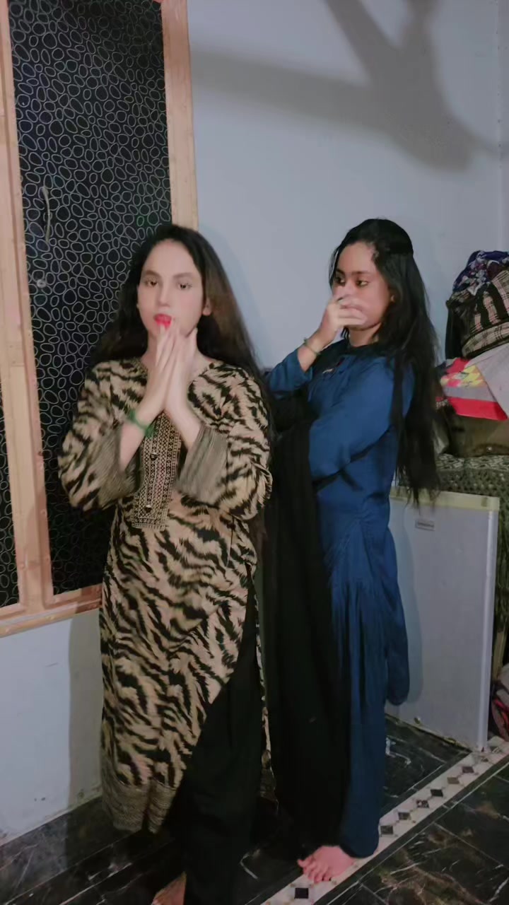@Anayakhan