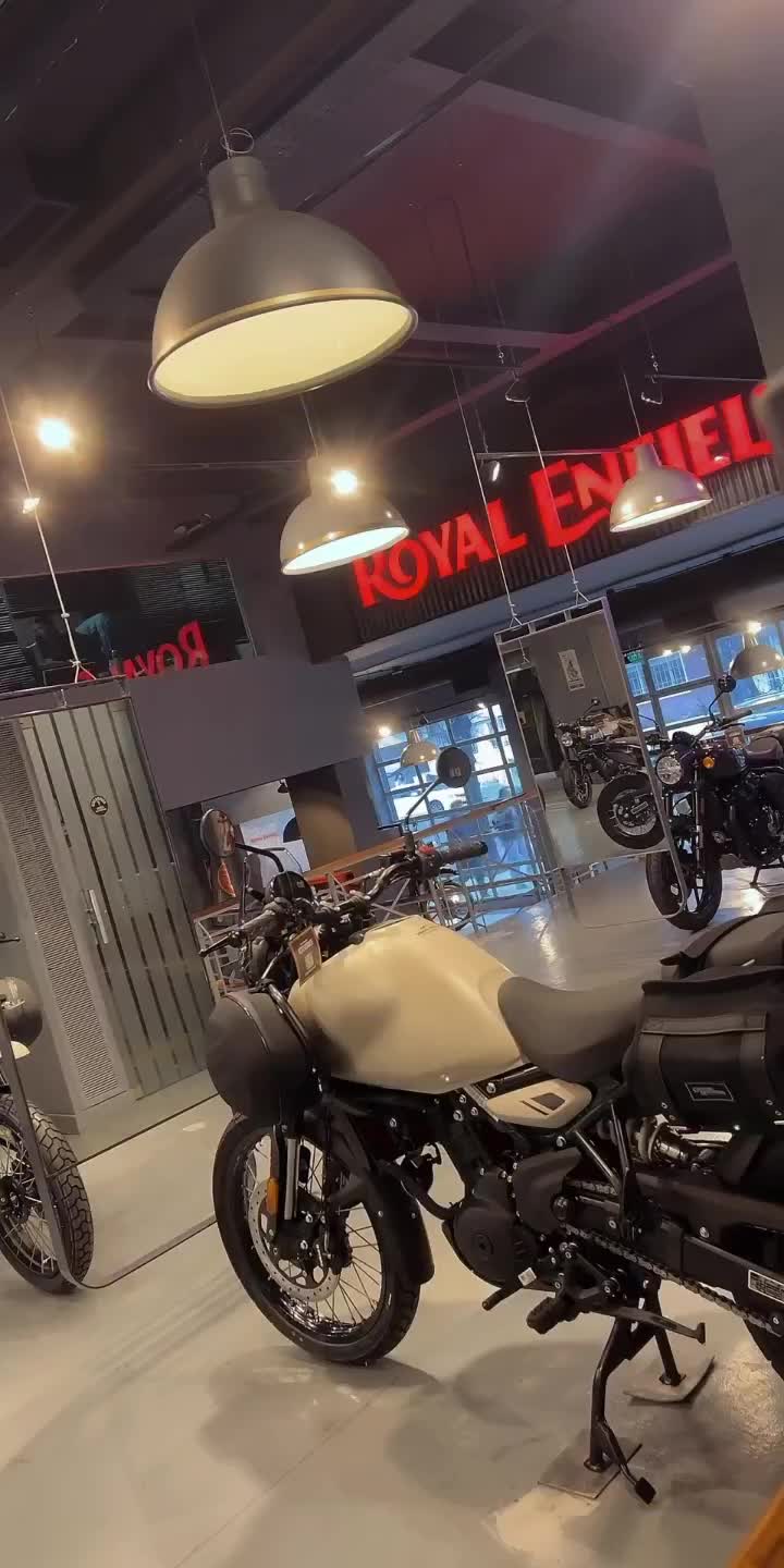 @Royal Enfield Sonia🏍️🇦🇷