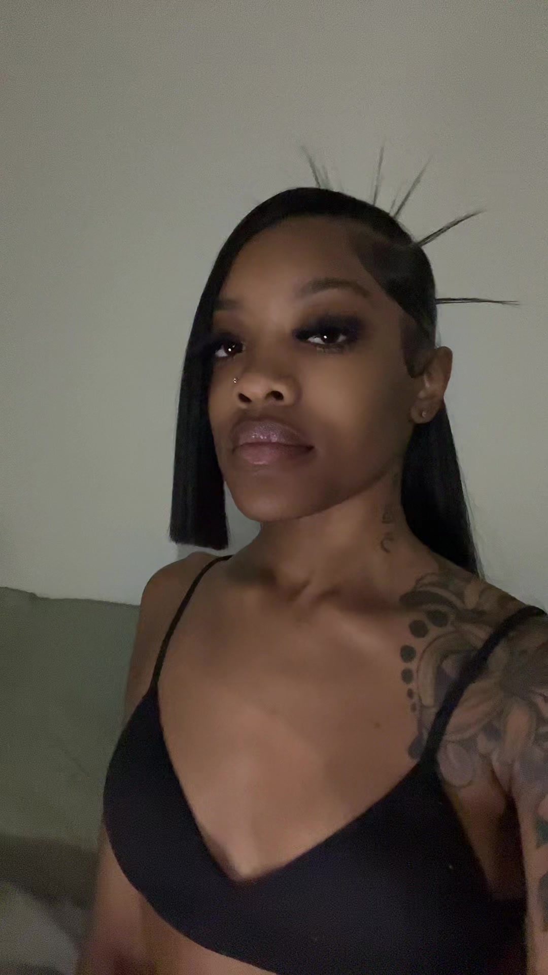 @Askyiah 💋