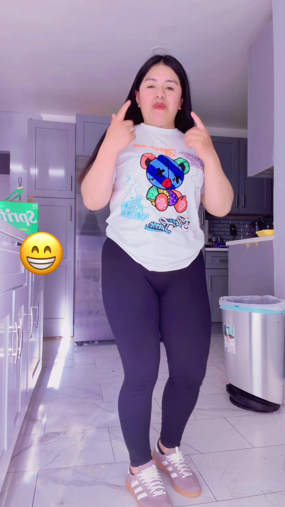@🦋