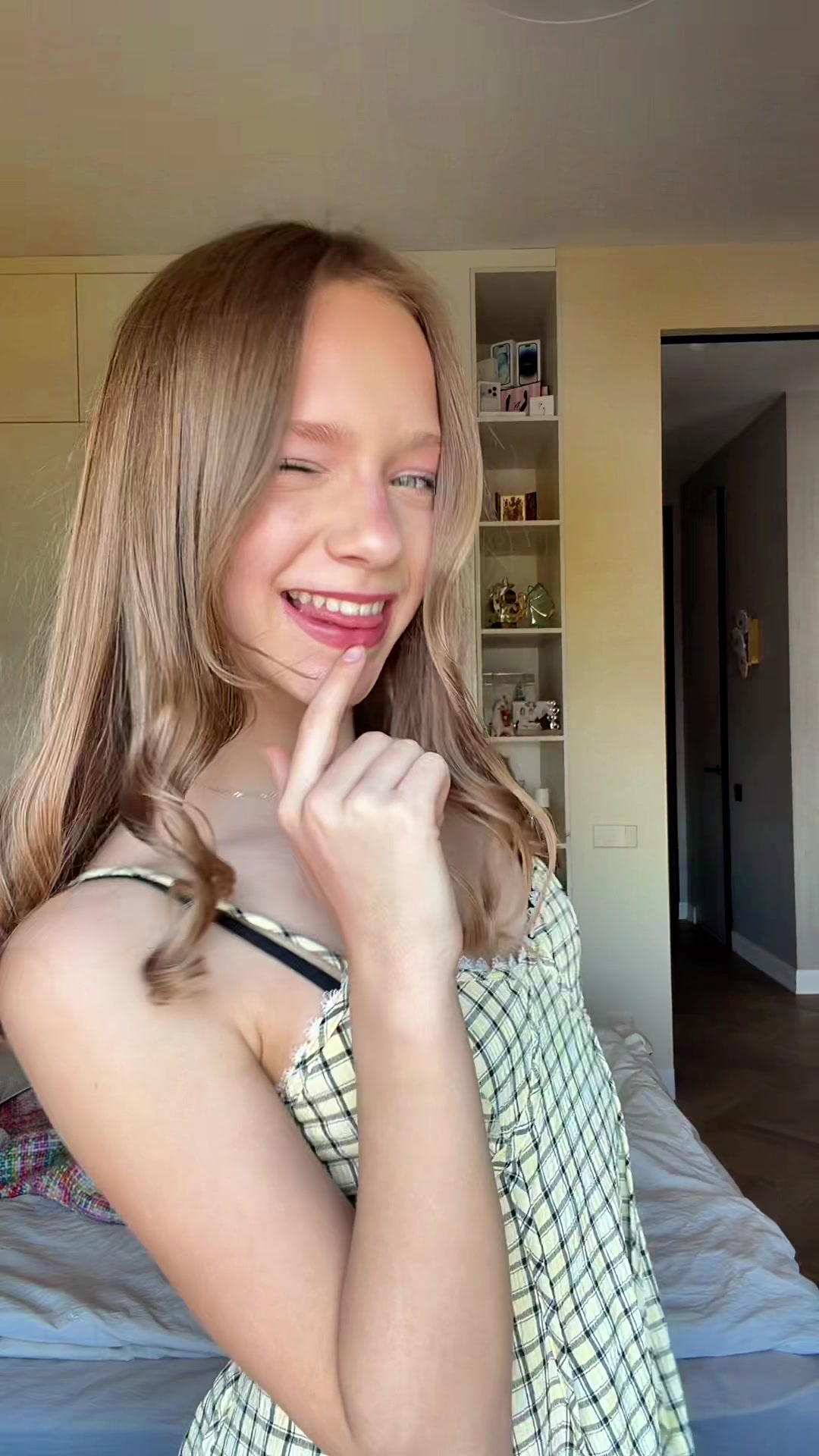 @Тгк: alliseme𝜗𝜚˚⋆