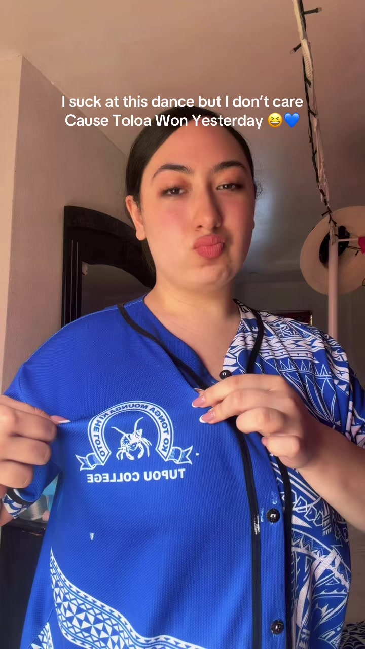 @RosemarieCotter16🇹🇴