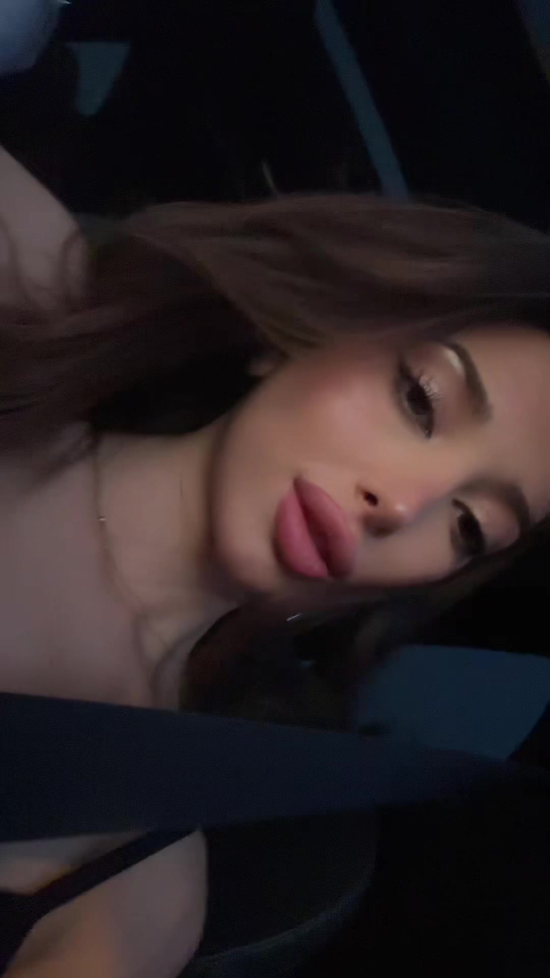 @𝒀🪽