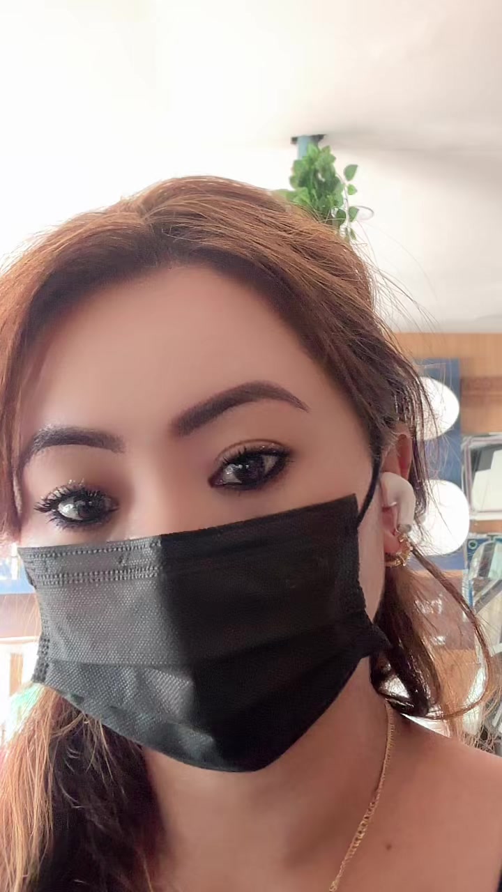 @Hira Maya Waiba