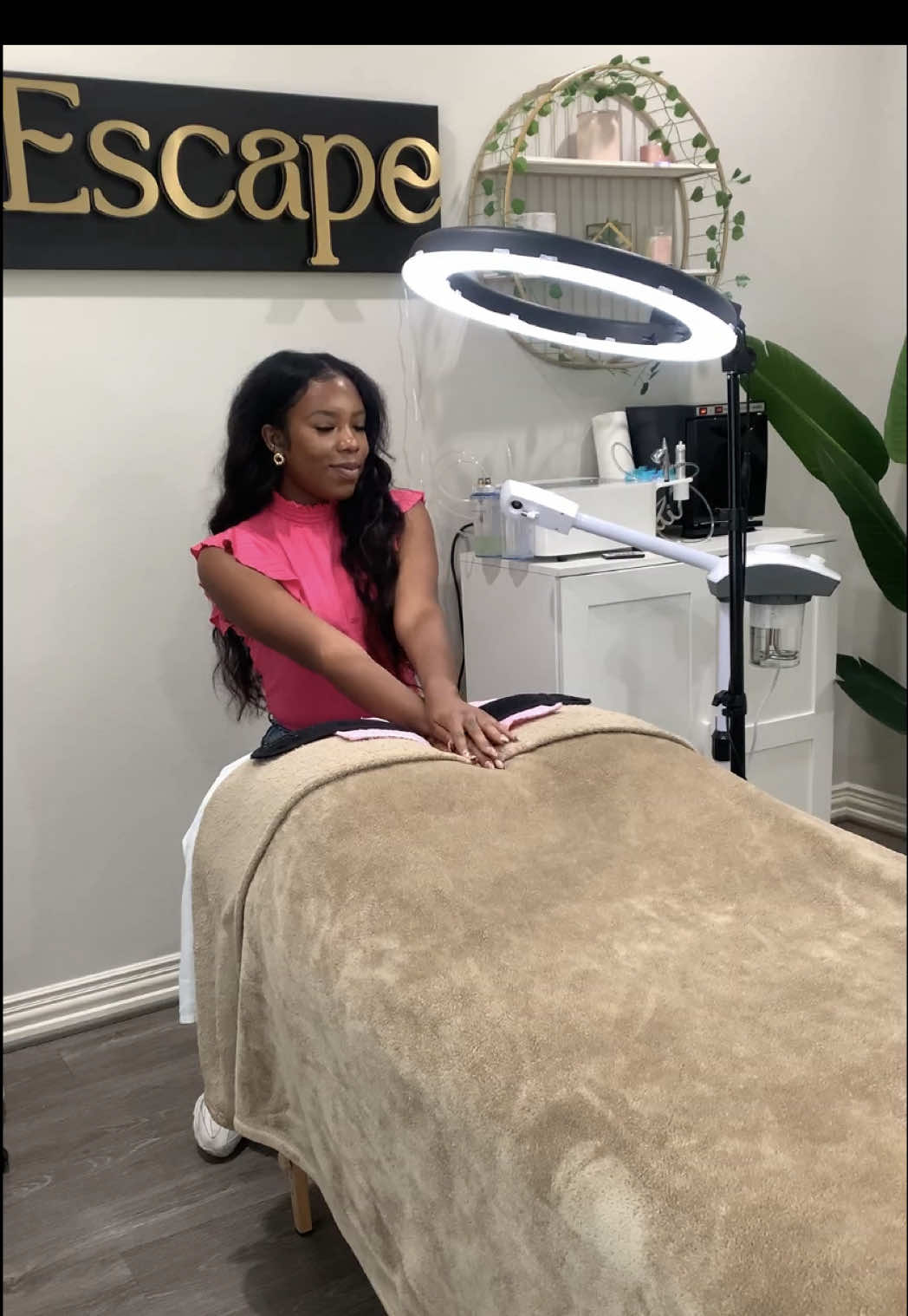 @Zee | Frisco Texas Esthetician