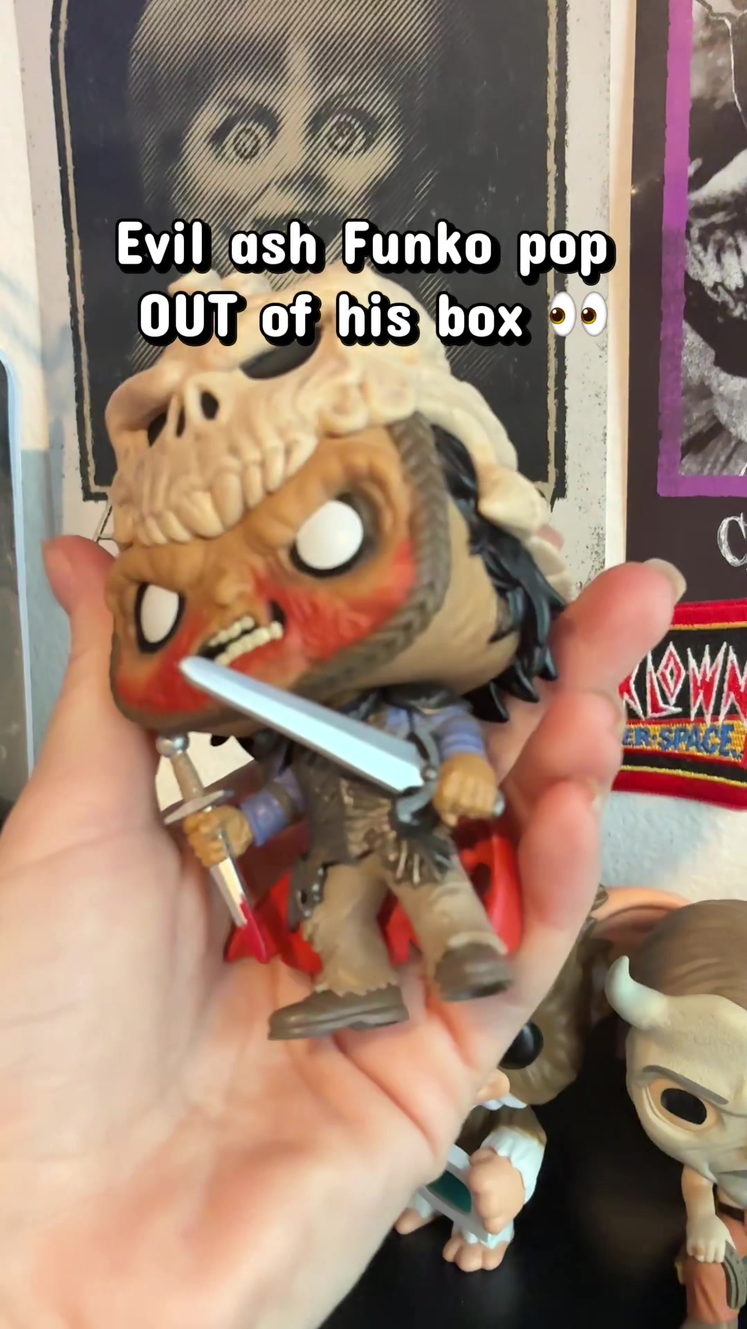 @tannieloveshorror