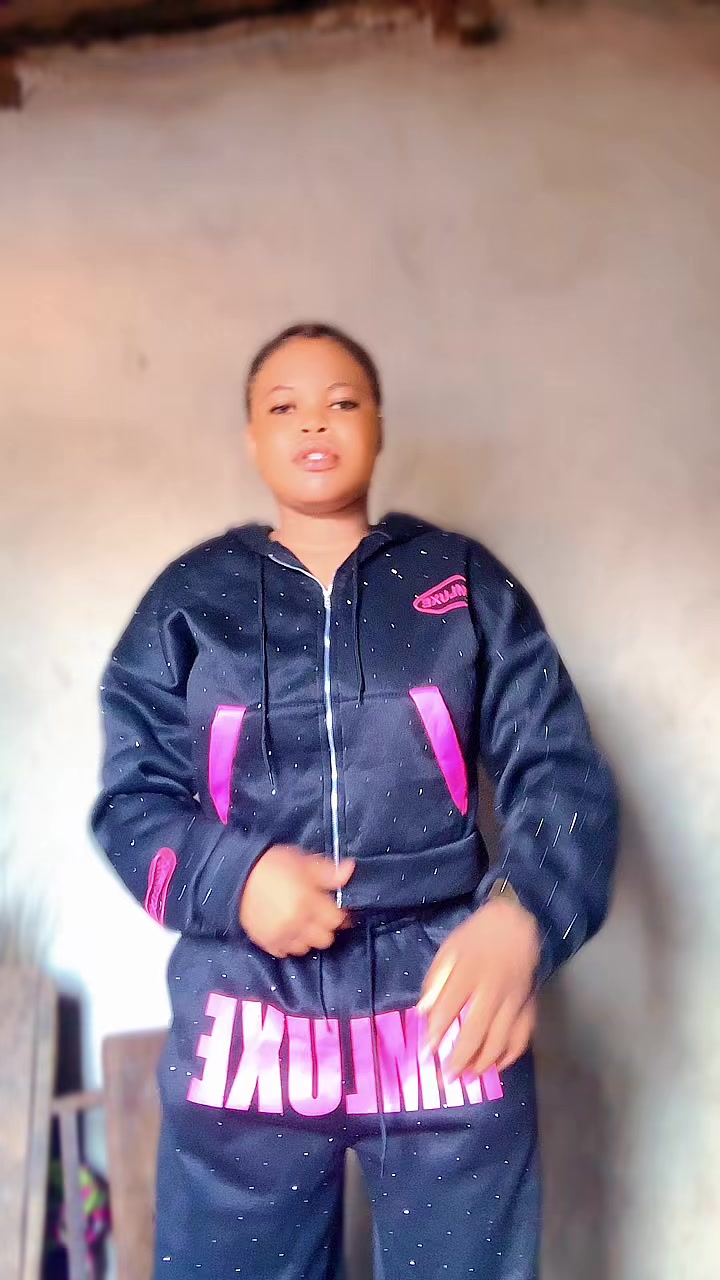 @🎀QUEEN PHADY💫
